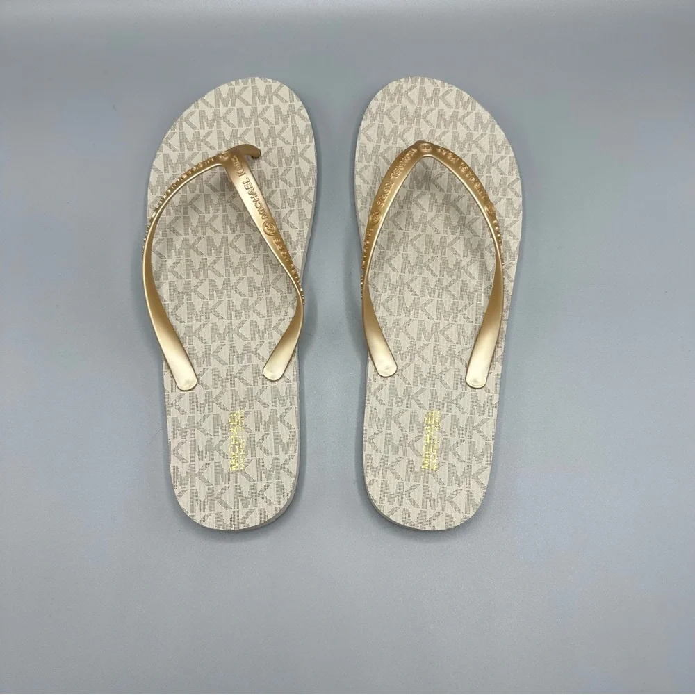 Michael Kors Logo Flip Flops Summer Flats Women’s Size 10M